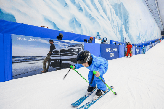 小米发布手机:纵揽激情 驭享冰雪——一汽-大众揽巡amp;揽境冰雪季体验营圆满结束-第12张图片-太平洋在线下载